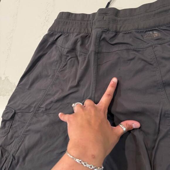 The Northface Aphrodite 2.0 Water Resistant Drawstring Capri Pants Women's Small - Picture 7 of 8